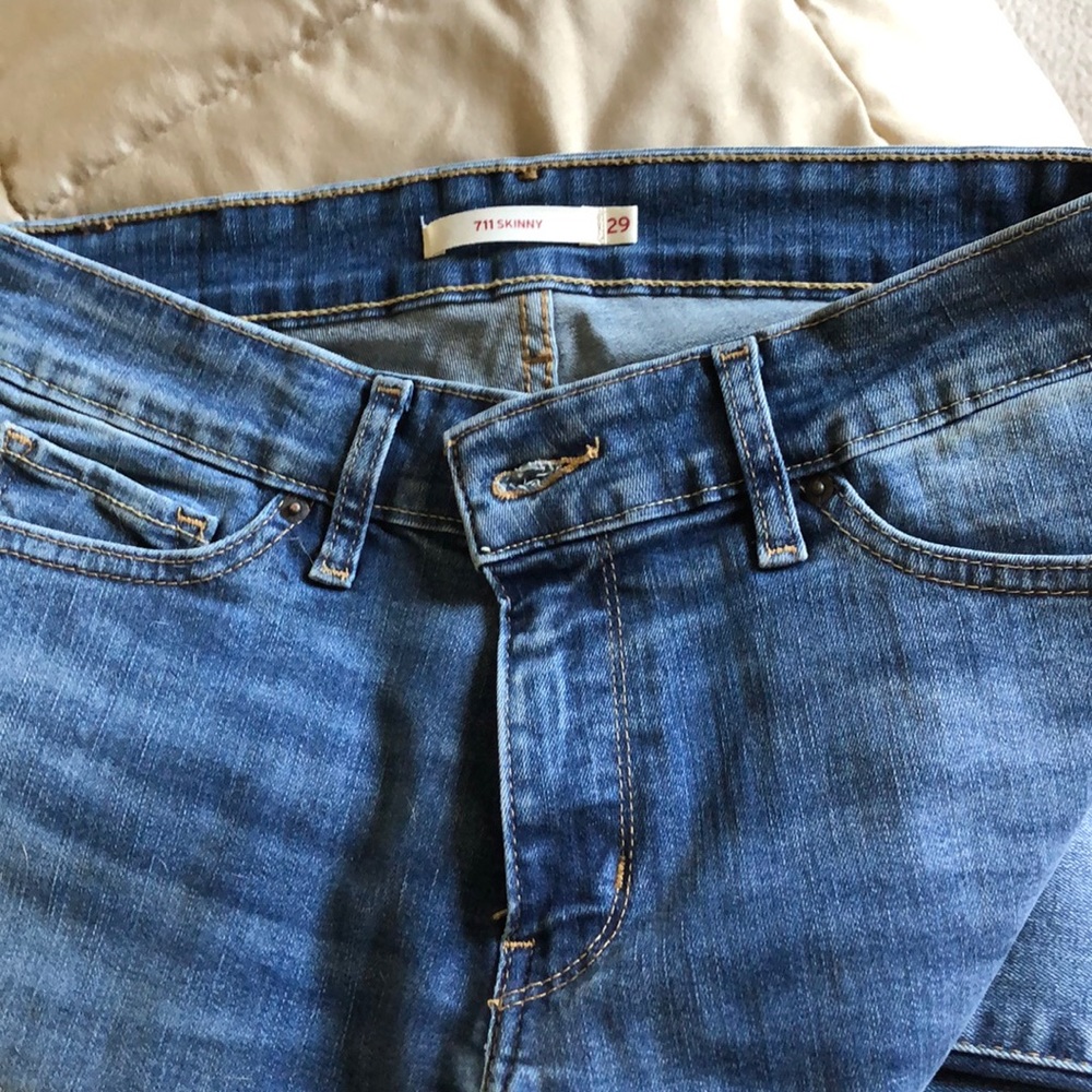 Levi’s 711 Skinny Jeans
